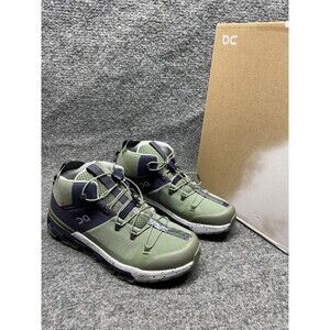 On Women's Cloudtrax Hiking Size 8.5 Midnight Glacier | 53.98064 |